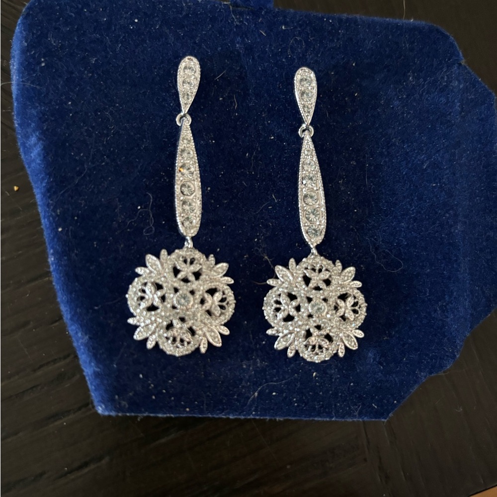 Camrose & Kross JBK waterfall dangle earrings. Brand new, never worn! Stunning!